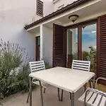 Apartamento Damir With Sea View