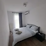 Apartamento Damir With Sea View Brseč