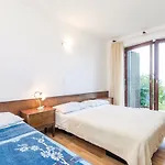Damir With Sea View Apartamento Brseč