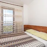 Damir With Sea View Apartamento