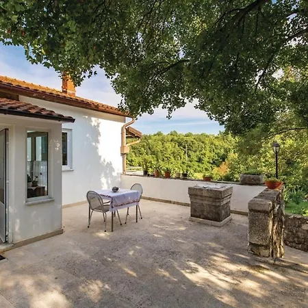 Damir With Sea View *